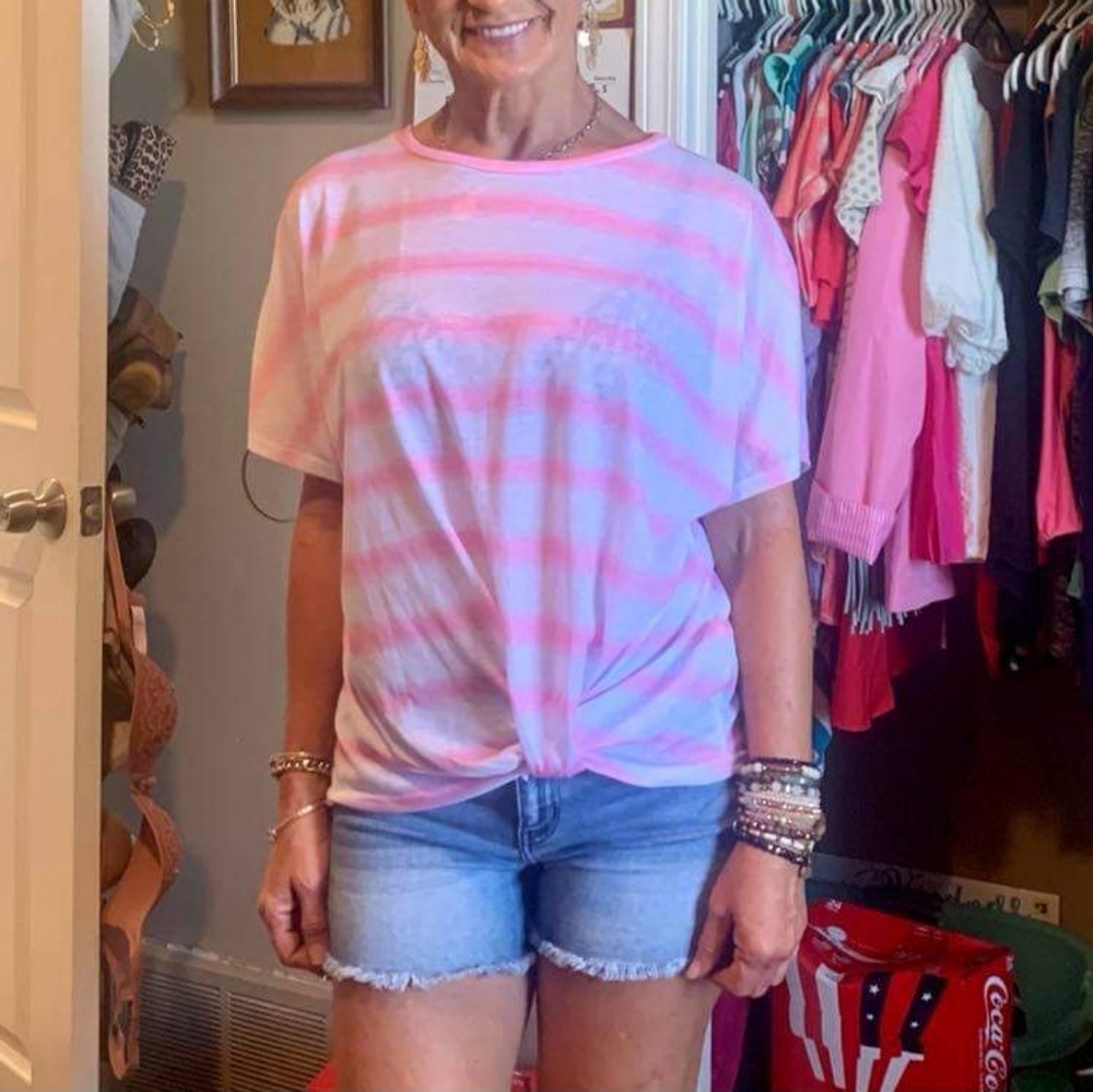 Women's boutique shirt sz. Small